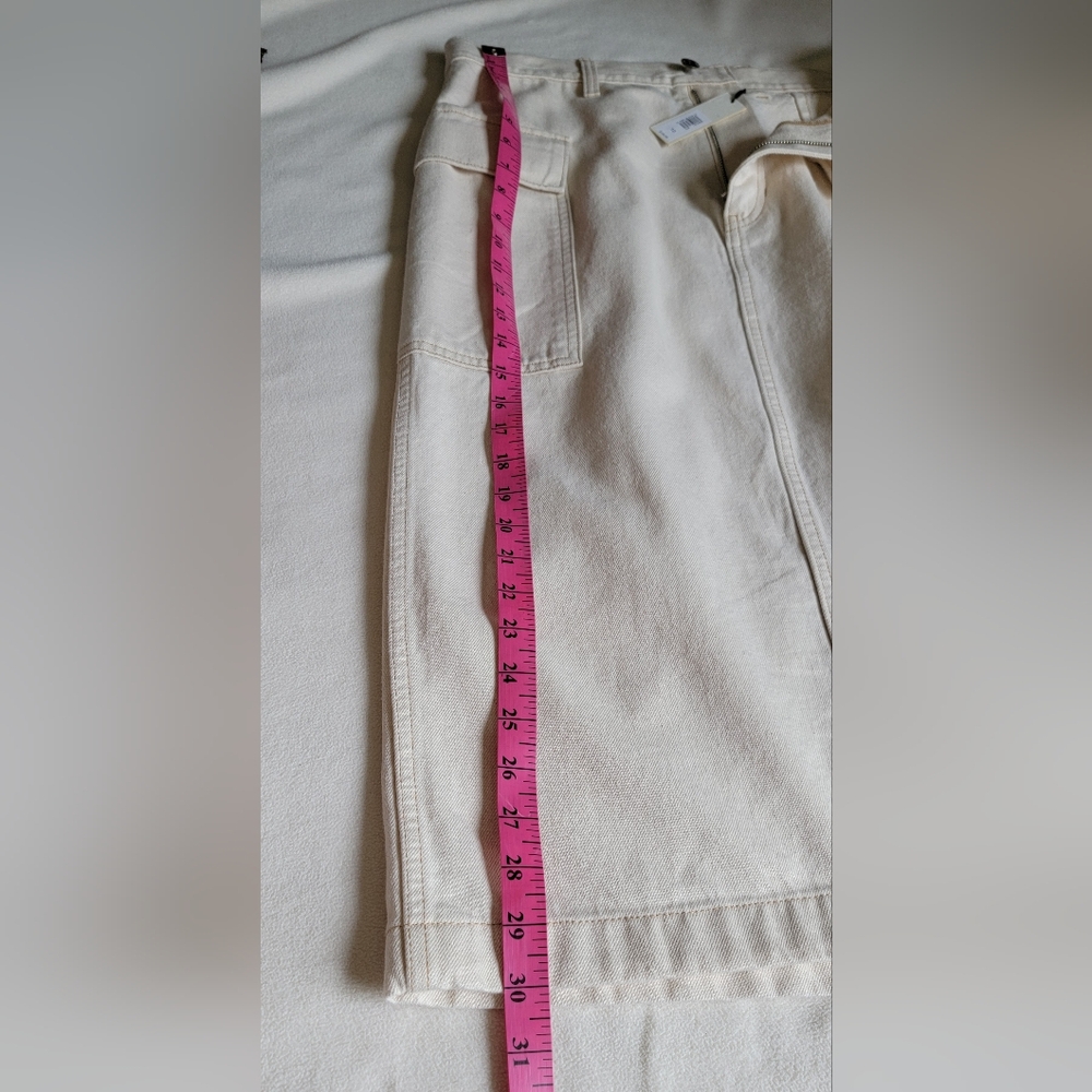 Banana Republic Harlow Denim Cargo skirt, size 10 - Picture 11 of 12